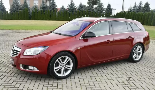 OPEL Insignia 