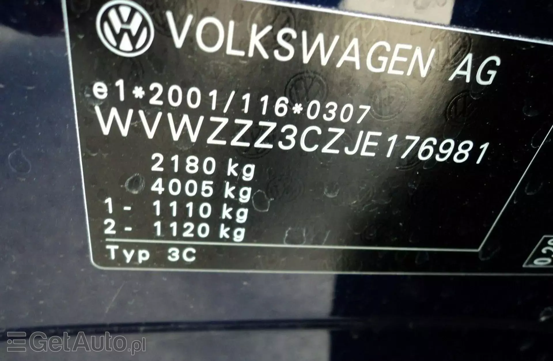 VOLKSWAGEN Passat 