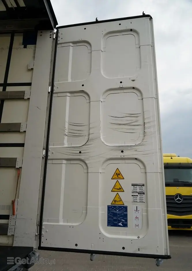 KRONE FIRANKA / 2024 ROK / KOSZ NA PALETY / 2 OSIE PODNOSZONE / MAŁO UŻYWANA / 