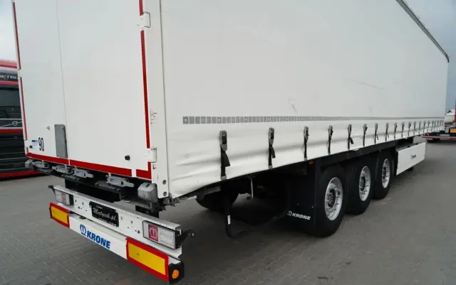 KRONE FIRANKA / 2024 ROK / KOSZ NA PALETY / 2 OSIE PODNOSZONE / MAŁO UŻYWANA / 