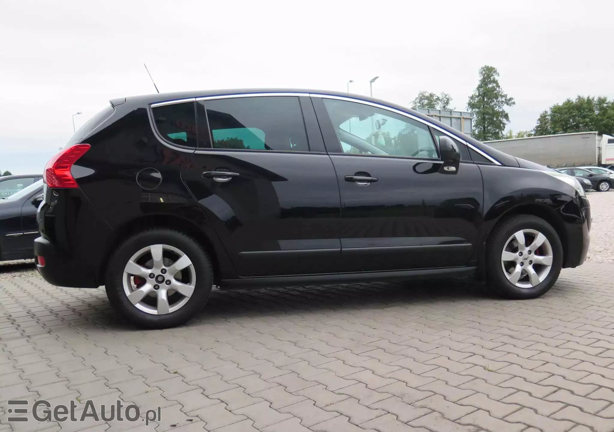 PEUGEOT 3008 1.6 Active