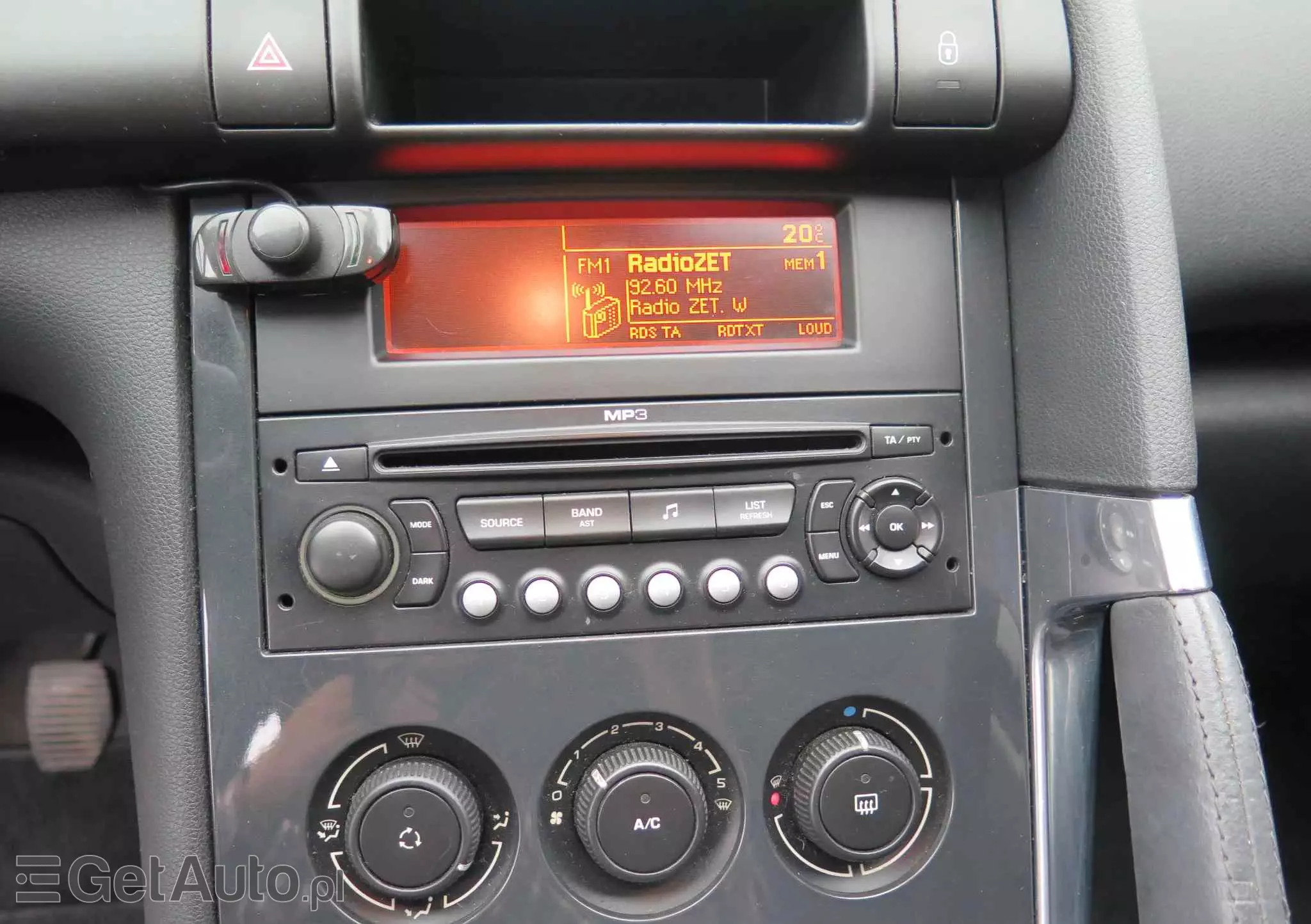 PEUGEOT 3008 1.6 Active