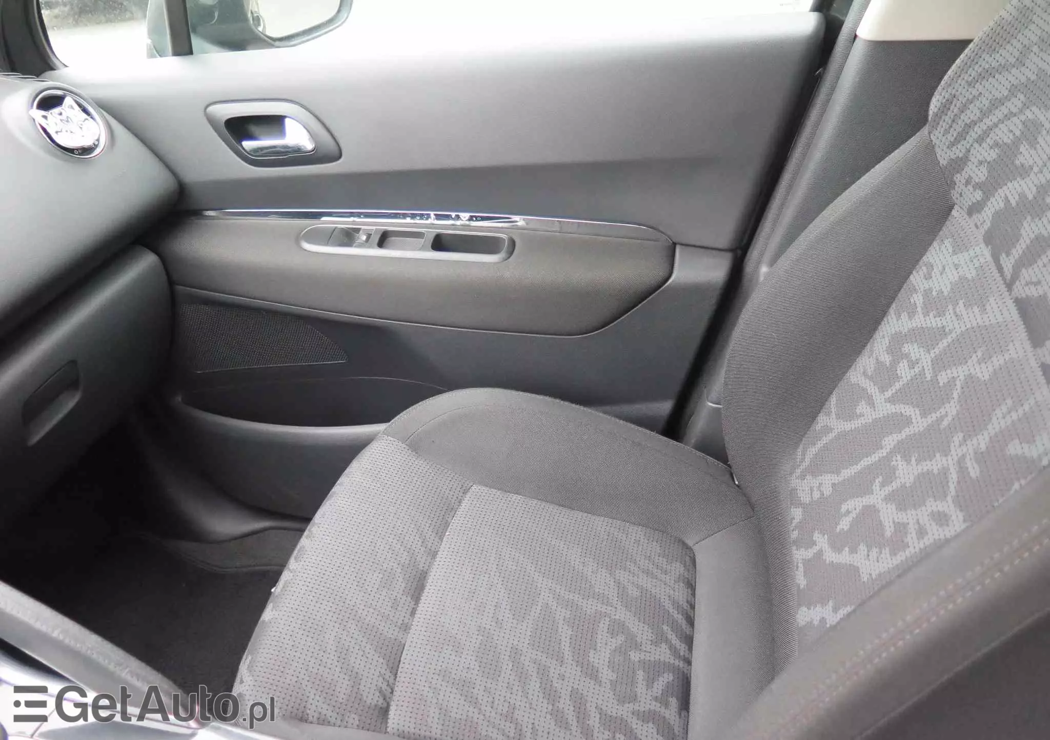 PEUGEOT 3008 1.6 Active