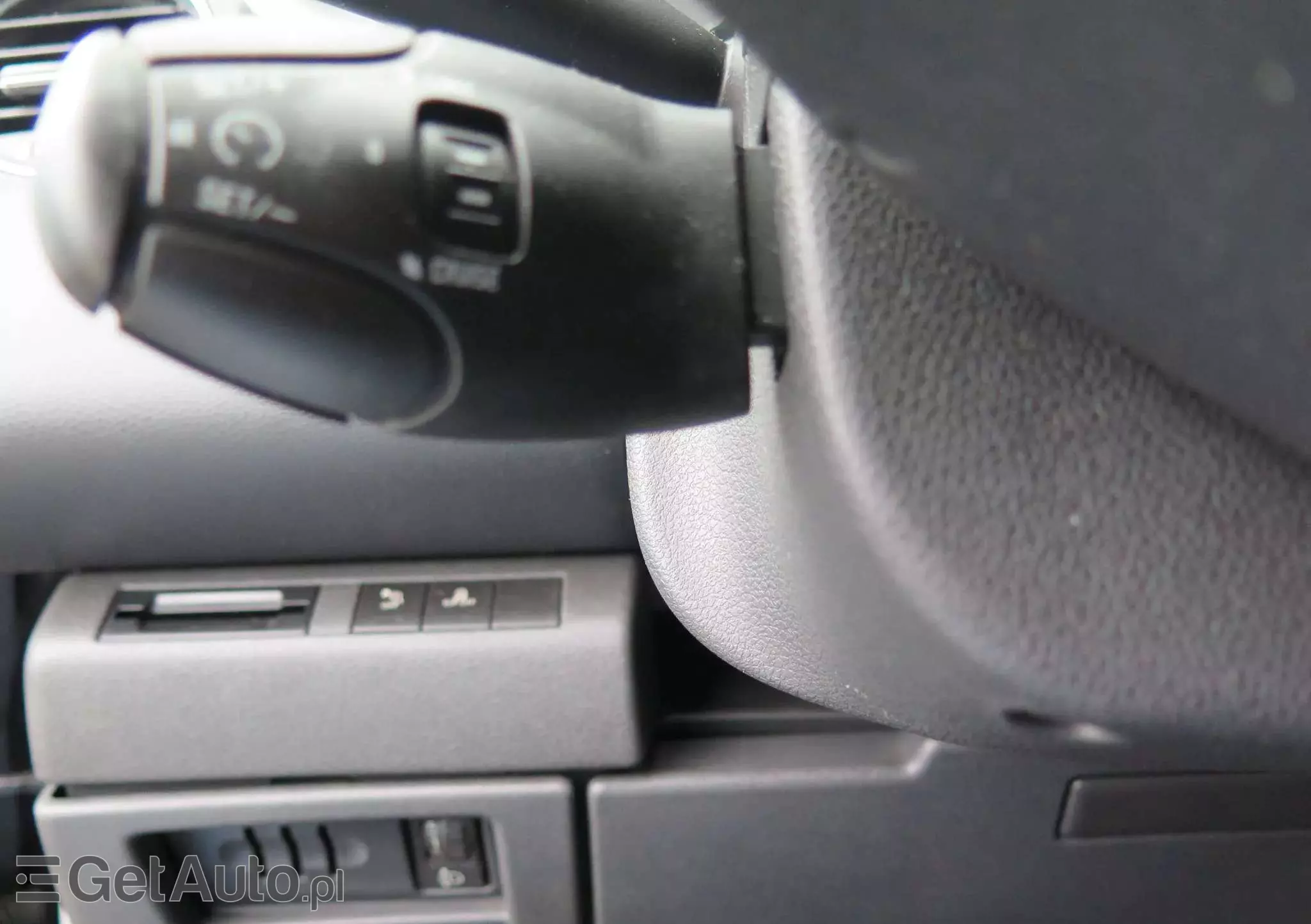 PEUGEOT 3008 1.6 Active