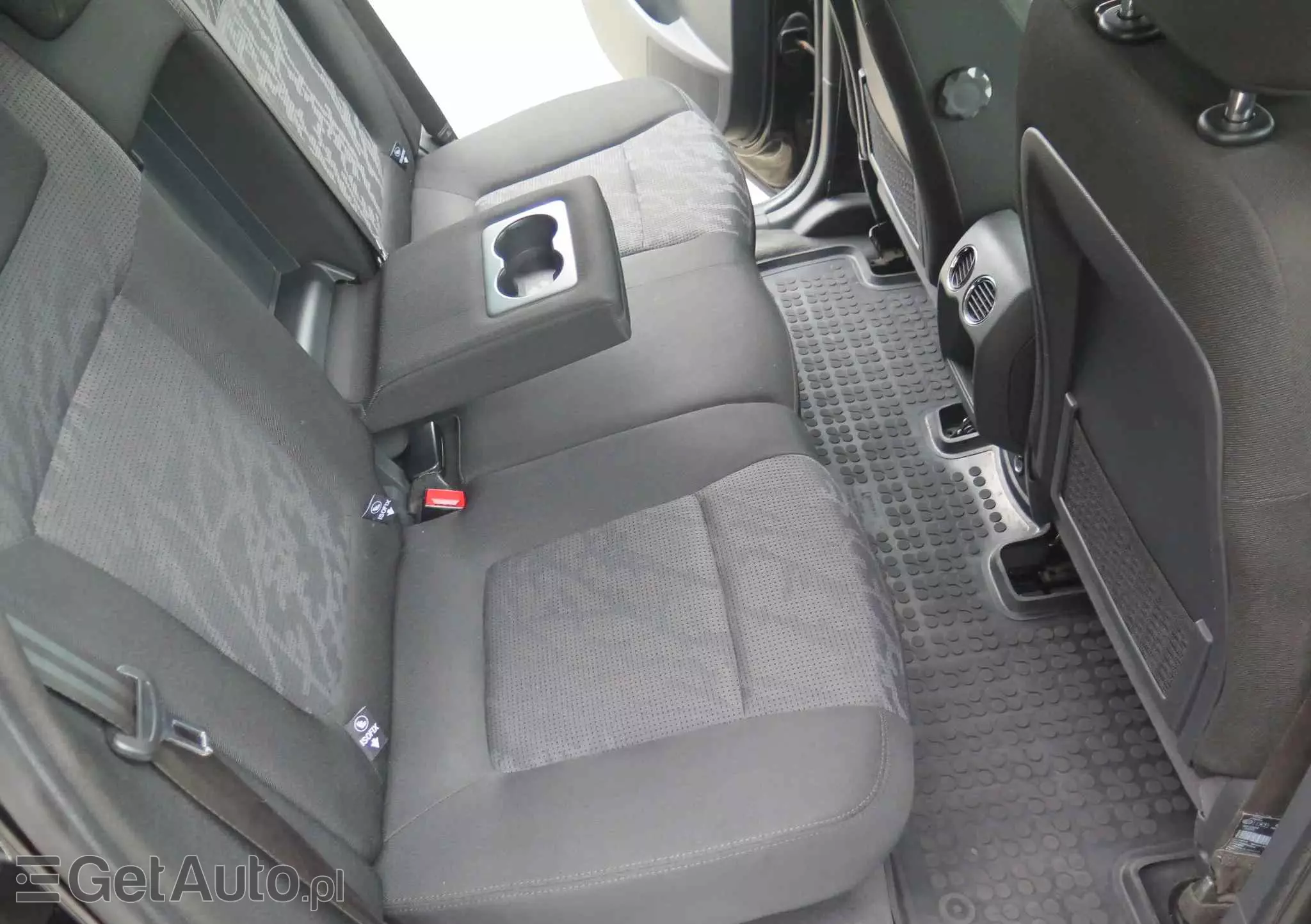 PEUGEOT 3008 1.6 Active