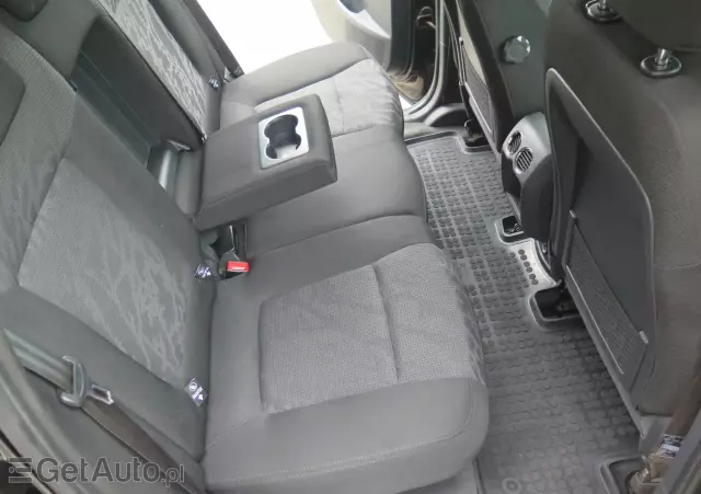 PEUGEOT 3008 1.6 Active