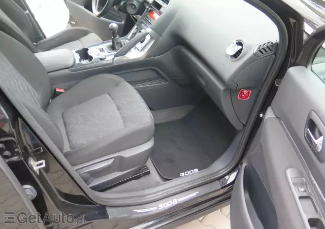 PEUGEOT 3008 1.6 Active