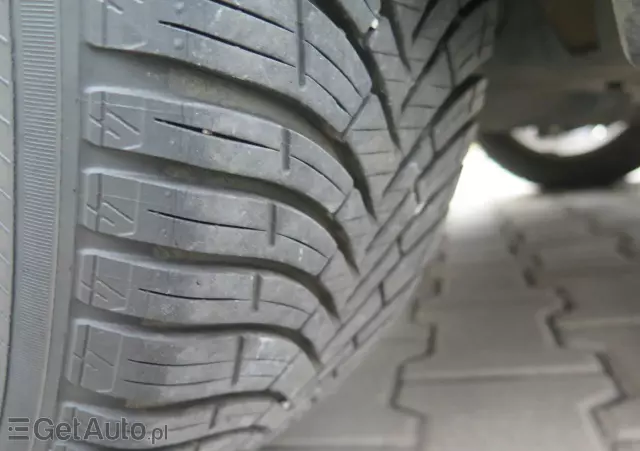 PEUGEOT 3008 1.6 Active