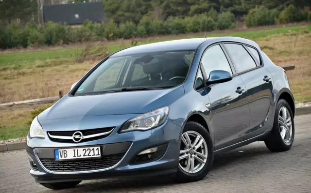 OPEL Astra 