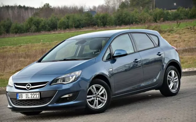 OPEL Astra 