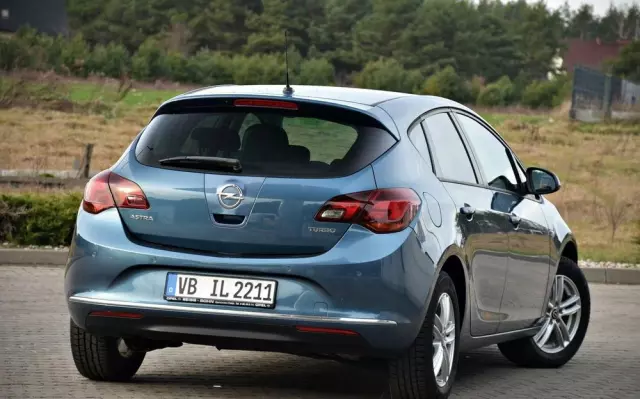 OPEL Astra 