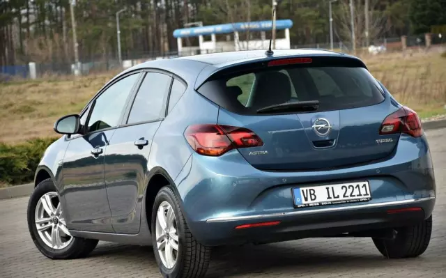 OPEL Astra 