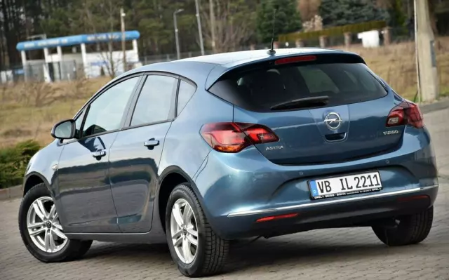 OPEL Astra 