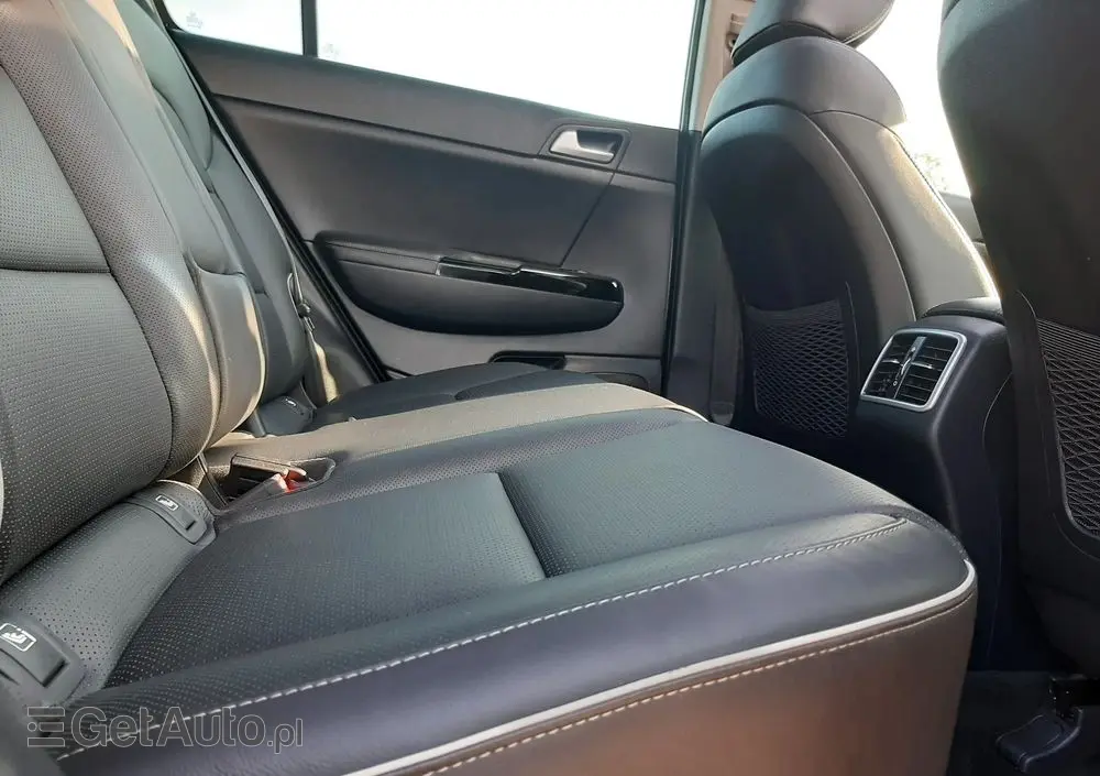 KIA Sportage 1.7 CRDI Business Line L 2WD
