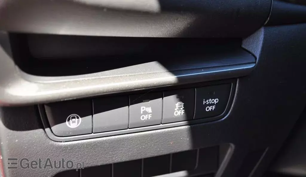 MAZDA 3 2.0 SkyActiv-G (122 KM)