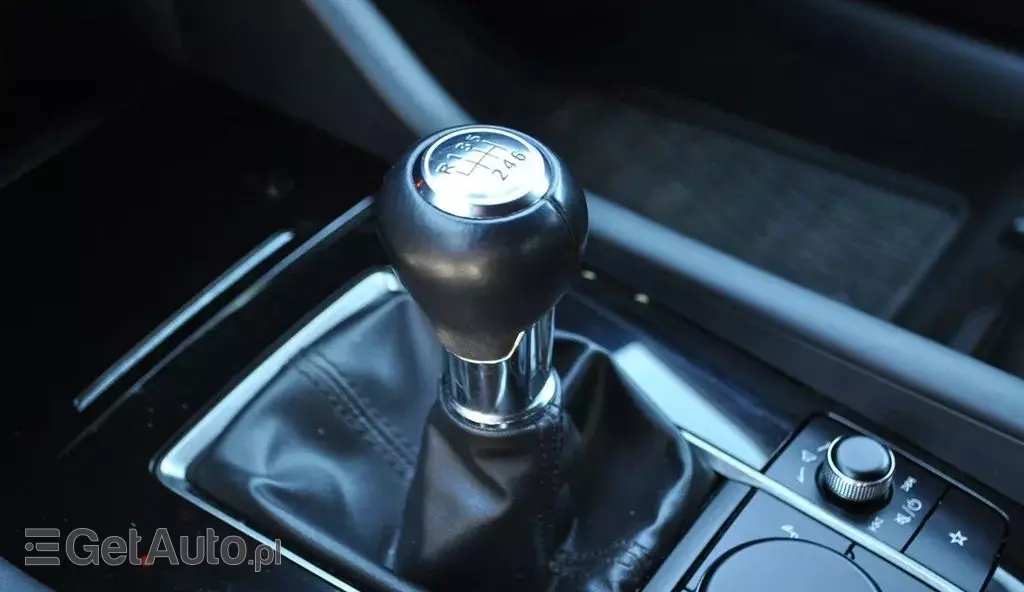 MAZDA 3 2.0 SkyActiv-G (122 KM)