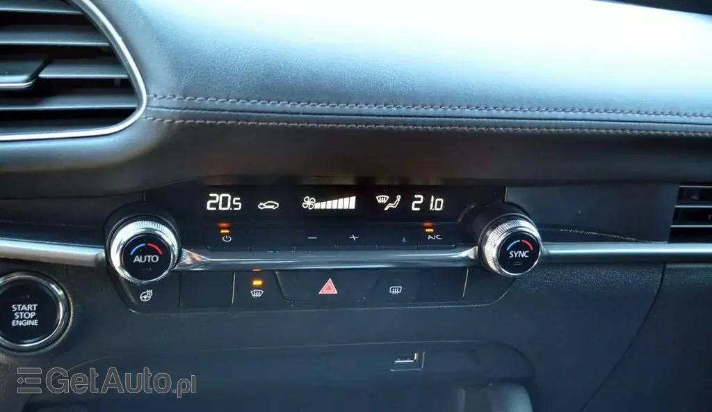 MAZDA 3 2.0 SkyActiv-G (122 KM)