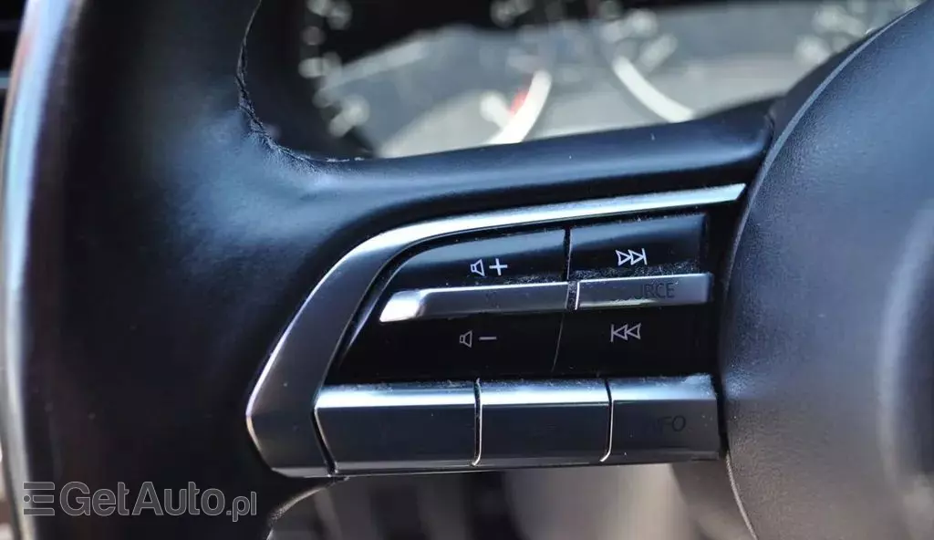 MAZDA 3 2.0 SkyActiv-G (122 KM)