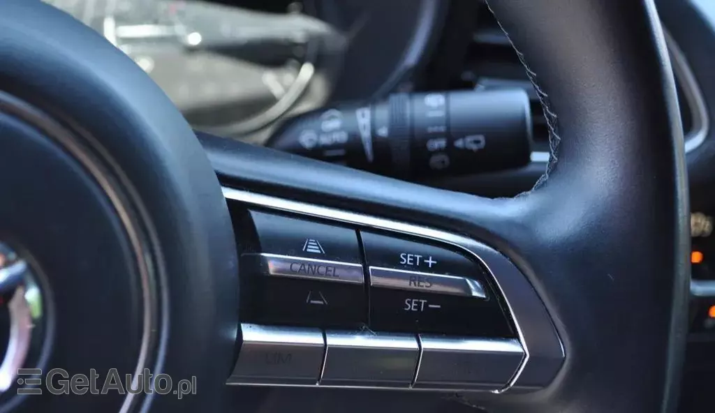 MAZDA 3 2.0 SkyActiv-G (122 KM)