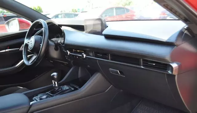 MAZDA 3 2.0 SkyActiv-G (122 KM)