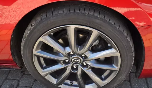 MAZDA 3 2.0 SkyActiv-G (122 KM)