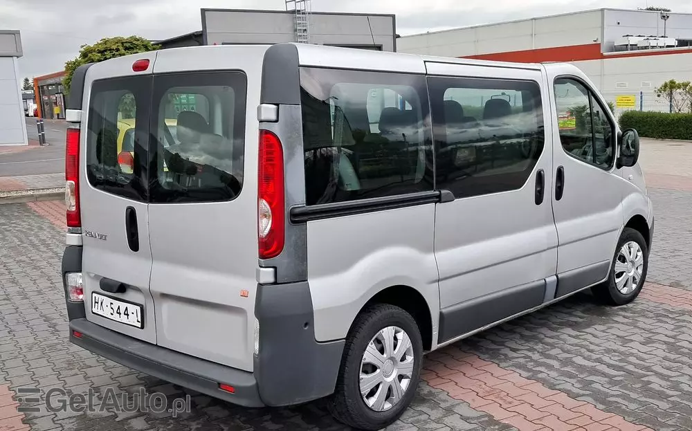 RENAULT Trafic 2.0 dCi 90 Combi L1H1