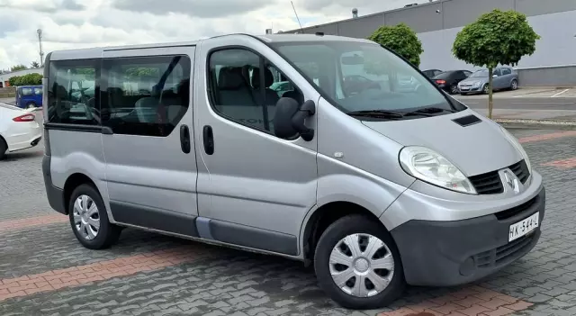 RENAULT Trafic 2.0 dCi 90 Combi L1H1