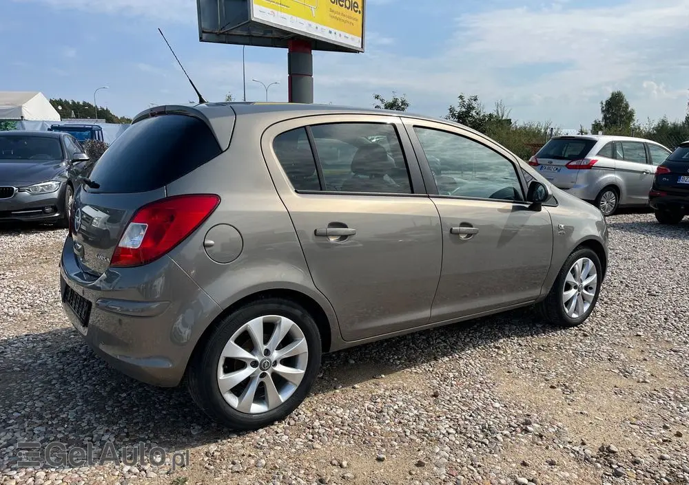OPEL Corsa 1.4 16V Active