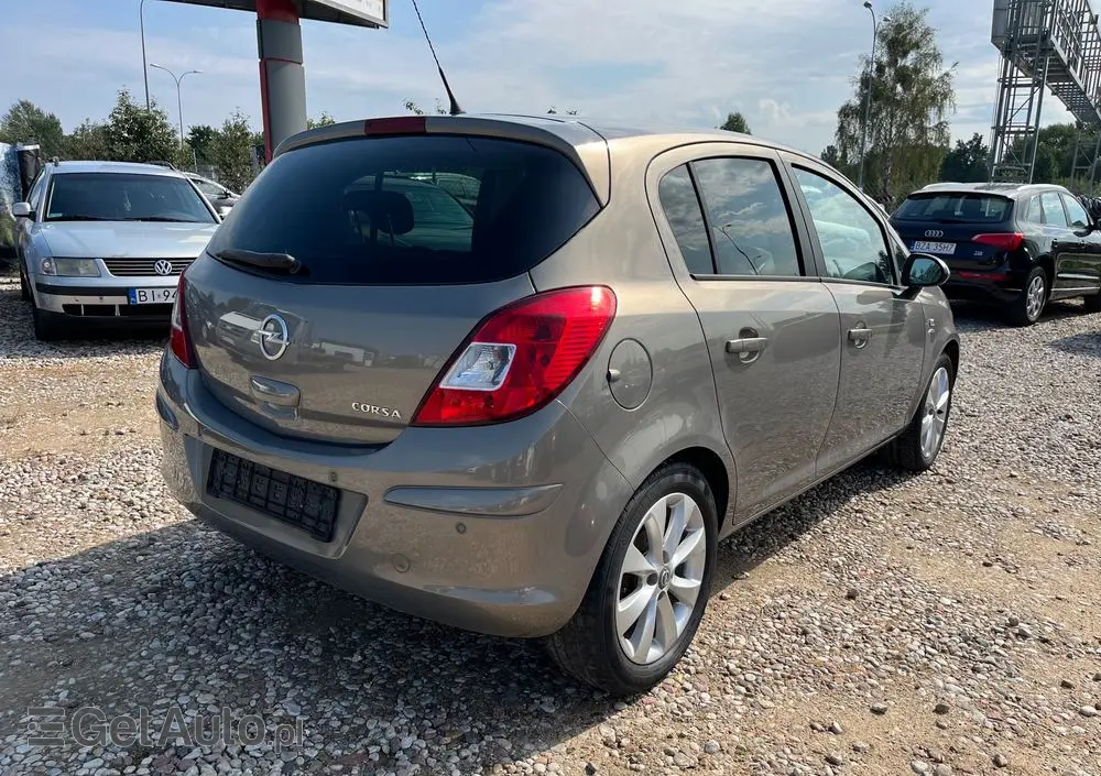 OPEL Corsa 1.4 16V Active