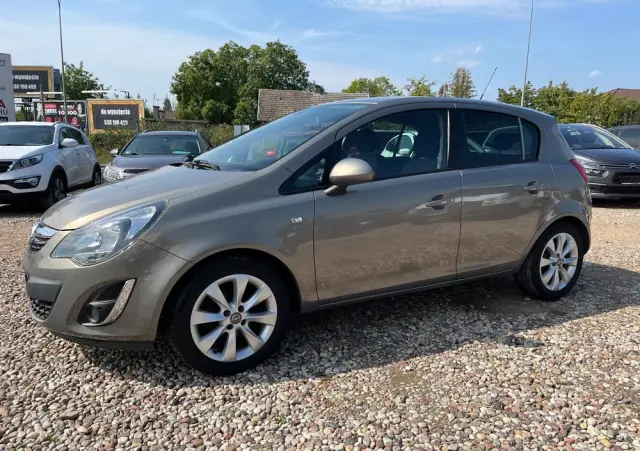 OPEL Corsa 1.4 16V Active