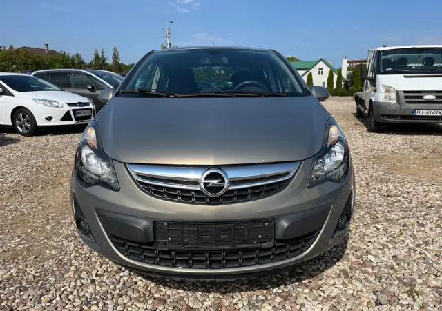 OPEL Corsa 1.4 16V Active
