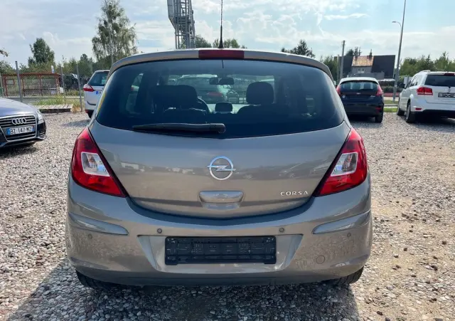 OPEL Corsa 1.4 16V Active