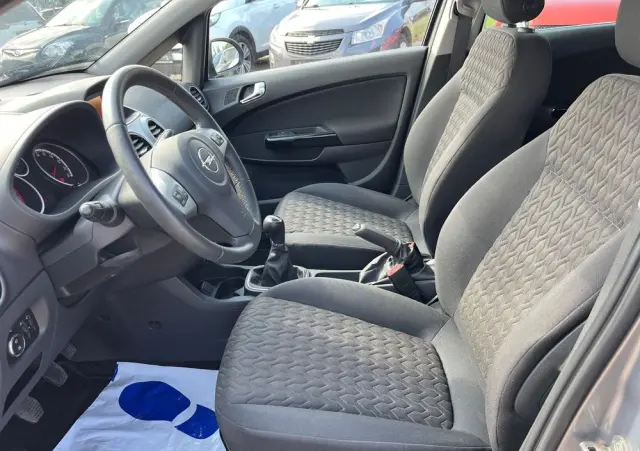 OPEL Corsa 1.4 16V Active