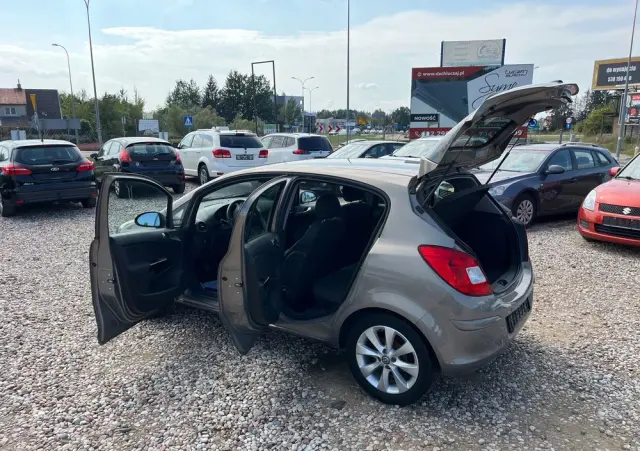 OPEL Corsa 1.4 16V Active