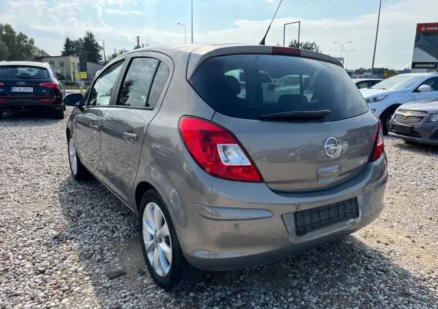 OPEL Corsa 1.4 16V Active