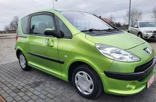 PEUGEOT 1007 