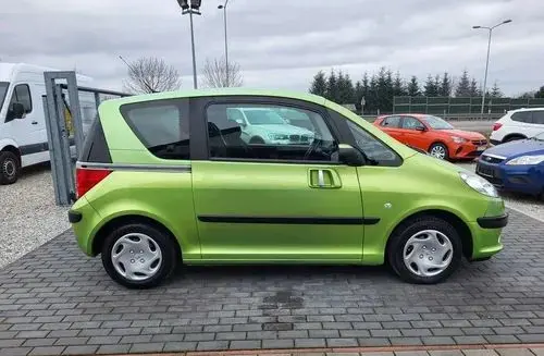 PEUGEOT 1007 