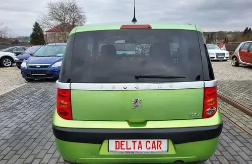 PEUGEOT 1007 