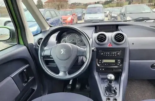 PEUGEOT 1007 