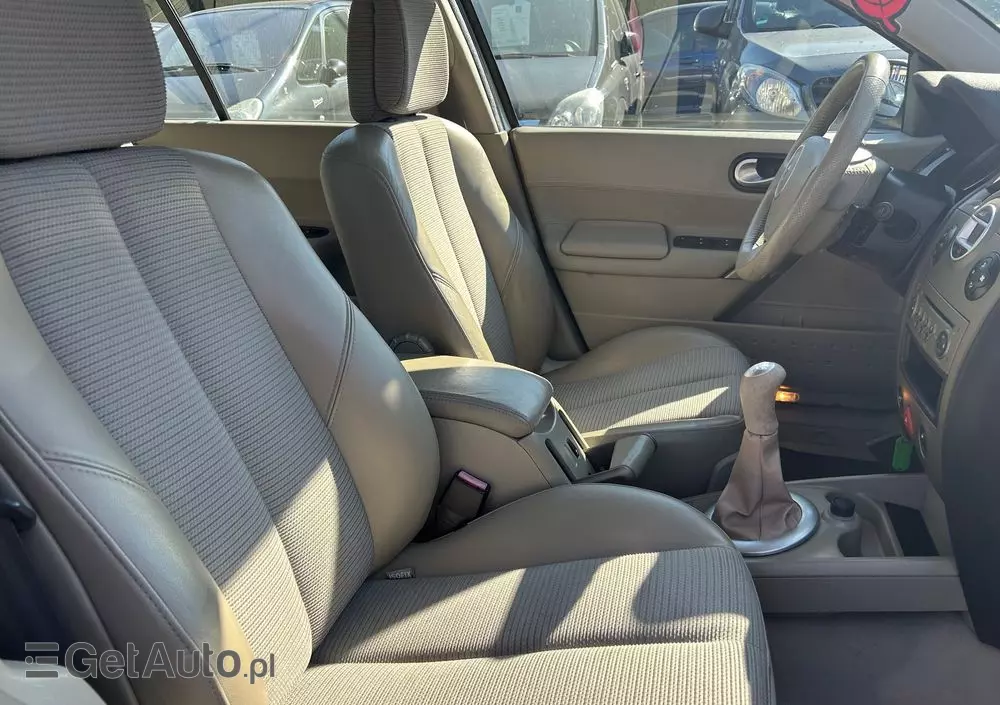 RENAULT Megane II 1.6 Confort Authentique