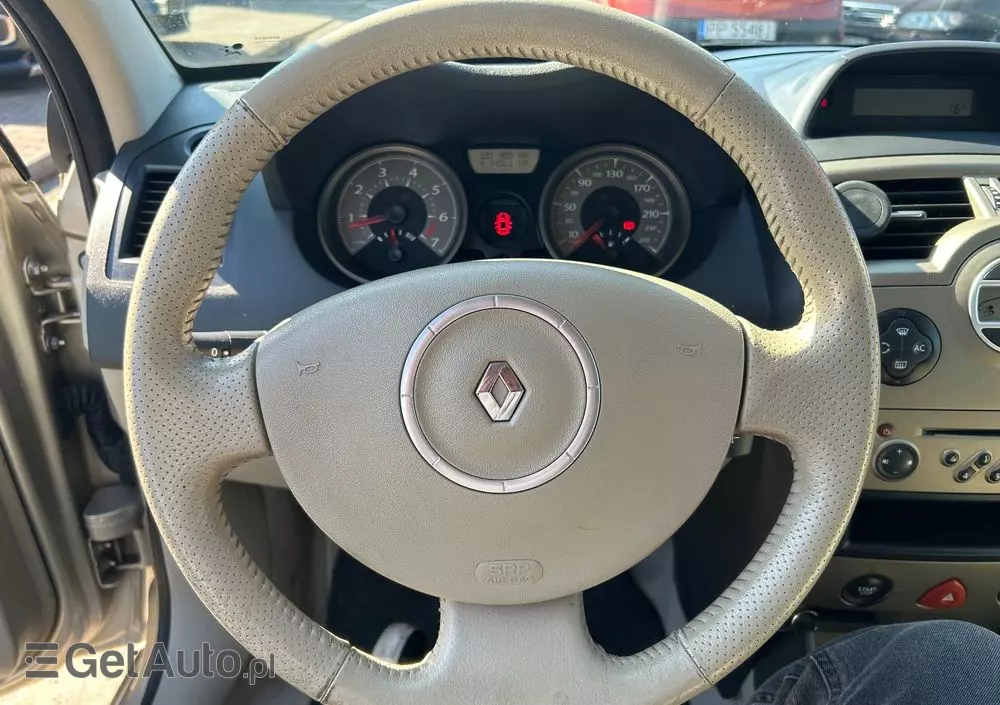RENAULT Megane II 1.6 Confort Authentique