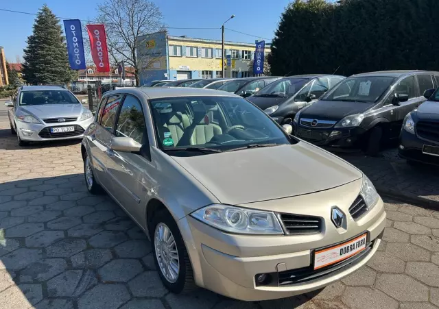 RENAULT Megane II 1.6 Confort Authentique