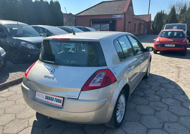 RENAULT Megane II 1.6 Confort Authentique