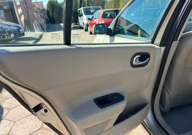 RENAULT Megane II 1.6 Confort Authentique