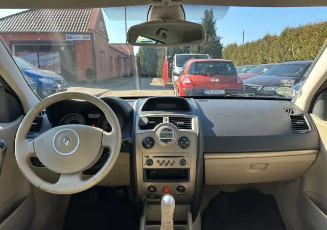 RENAULT Megane II 1.6 Confort Authentique