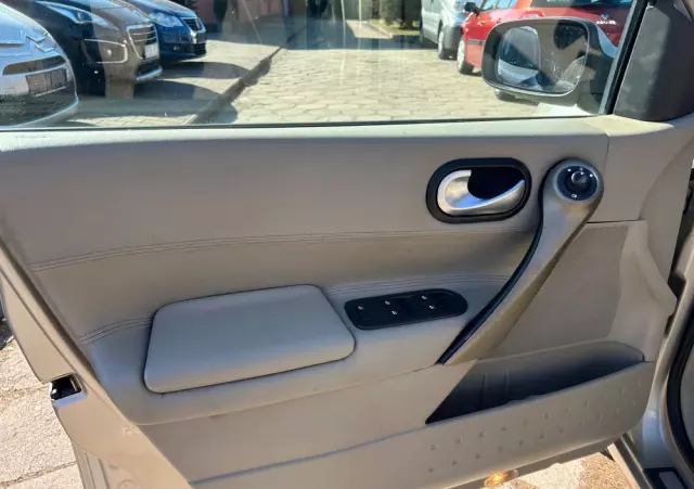 RENAULT Megane II 1.6 Confort Authentique