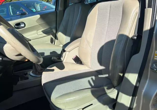 RENAULT Megane II 1.6 Confort Authentique