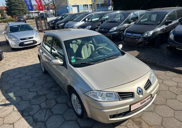 RENAULT Megane II 1.6 Confort Authentique