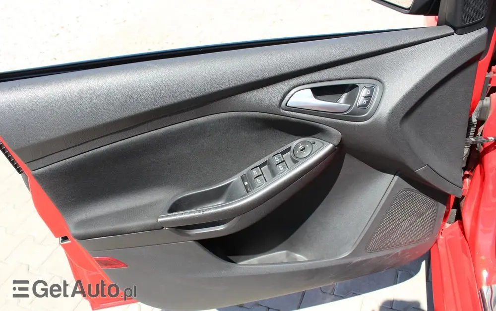 FORD Focus 1.5 EcoBoost Start-Stopp-System ST-Line