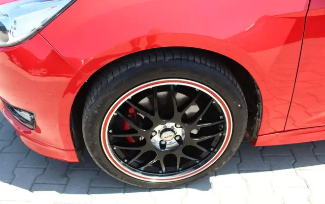 FORD Focus 1.5 EcoBoost Start-Stopp-System ST-Line